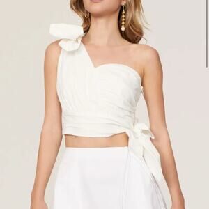 ASHLEY PARK X RTR White One Shoulder Top Size Small